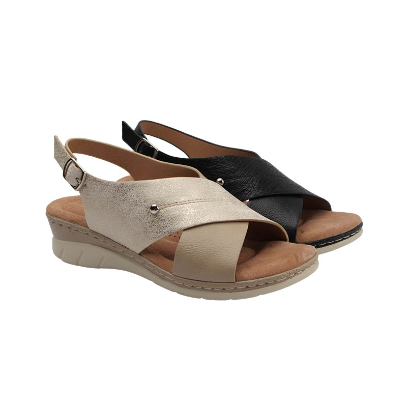 What structure does the cushioning midsole of Women's Sandals use to distribute foot pressure?